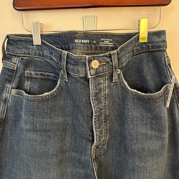 Old Navy Curvy Extra High-Waist Button Fly Sky-Hi Straight Jeans - 12 Reg | NWT - Picture 2 of 4